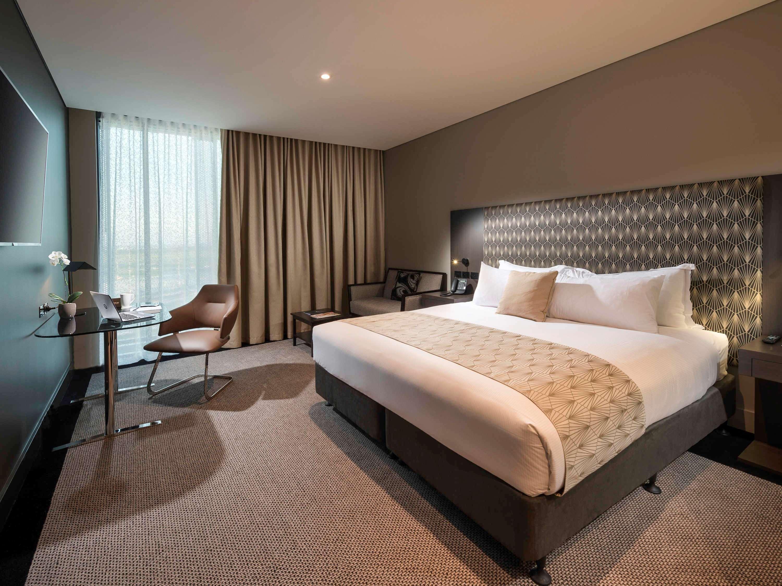 Pullman Brisbane Airport Hotell Exteriör bild Deluxe room
