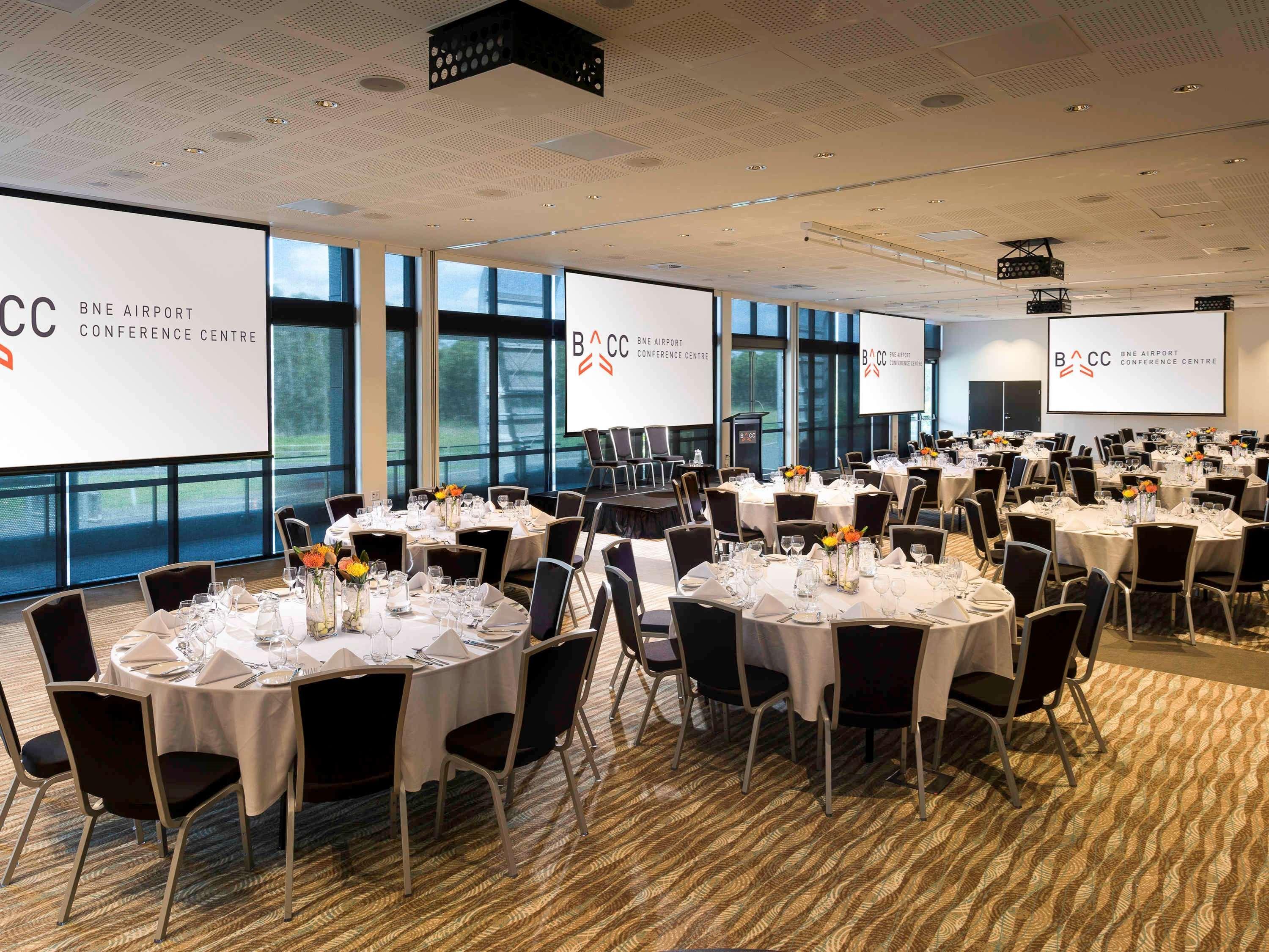 Pullman Brisbane Airport Hotell Exteriör bild The Airport Conference Centre