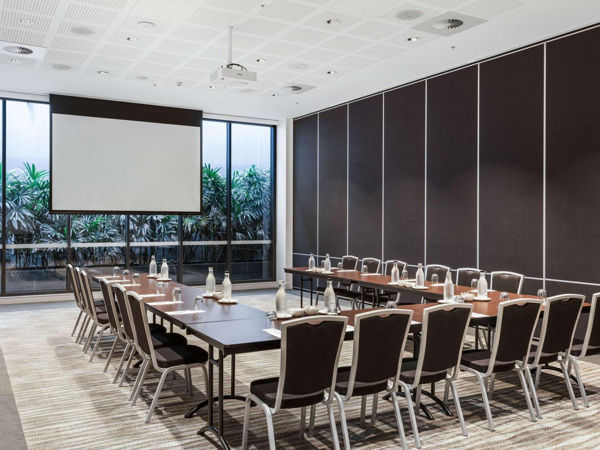 Pullman Brisbane Airport Hotell Exteriör bild Meeting room