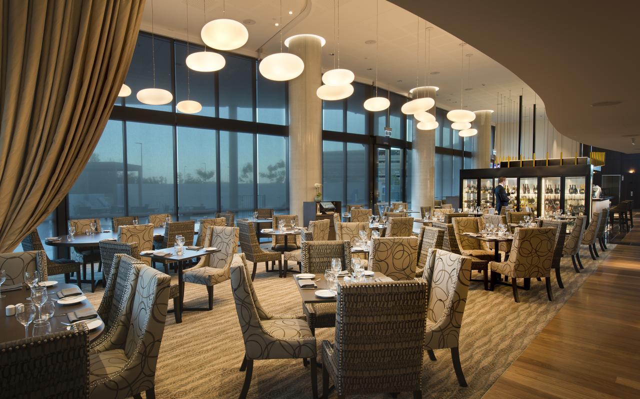 Pullman Brisbane Airport Hotell Exteriör bild The restaurant