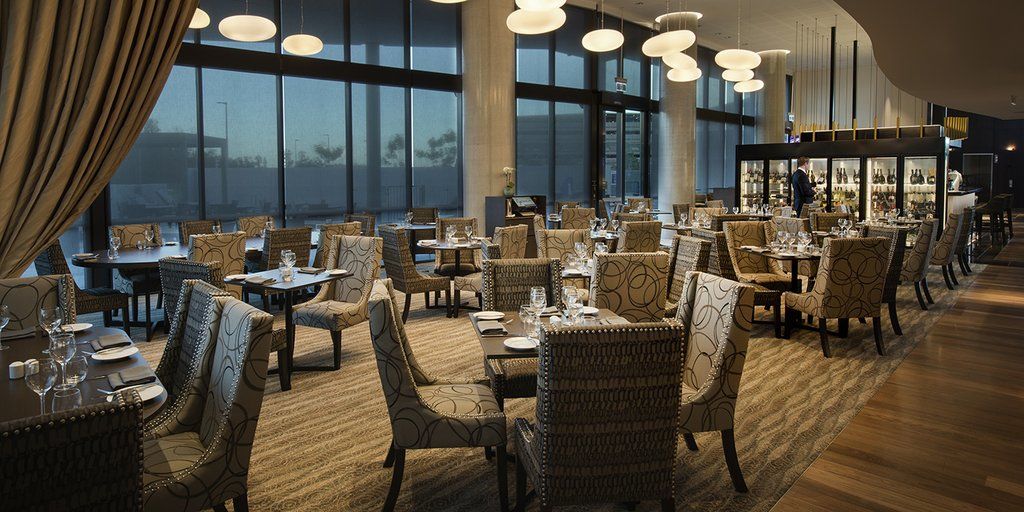 Pullman Brisbane Airport Hotell Exteriör bild The interior of the restaurant